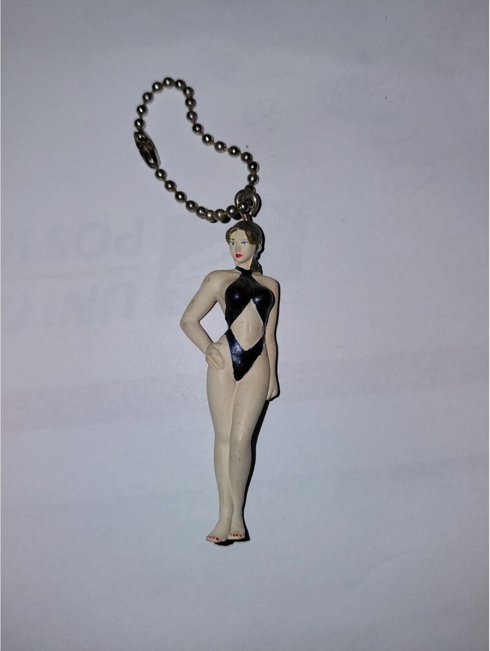 Rare retro Nina Williams figure keychain from the namco